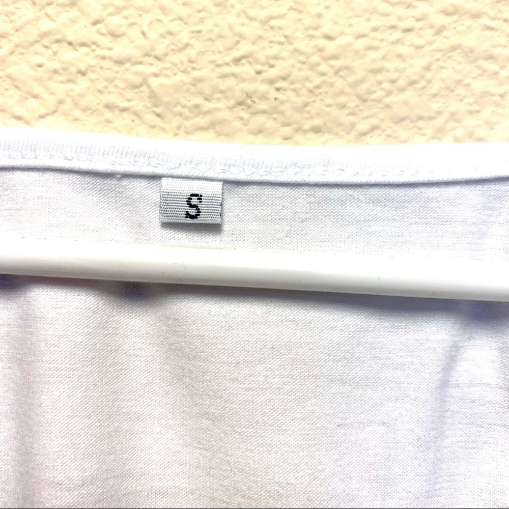 White wrap style tank top, PRETTY! Sz SM - Picture 6 of 11